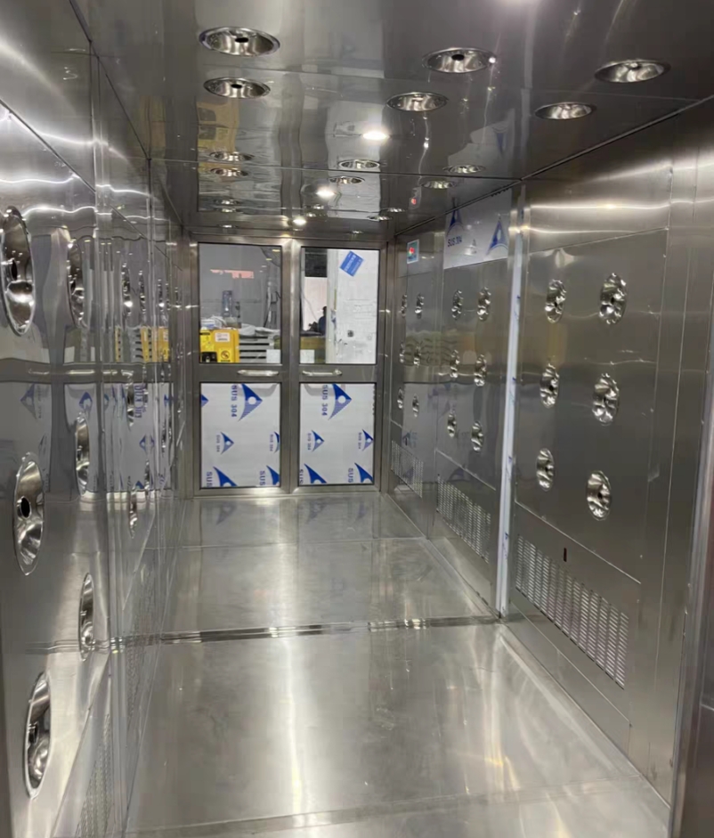 1698929993974040.jpg 大型風淋室.jpg